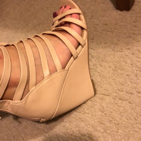 Dress shoes - Picture 6 of 6